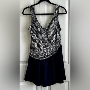 - MAXINE WOMENS SWIMSUIT, ONE PIECE, BLUE & WHITE, size 18W
